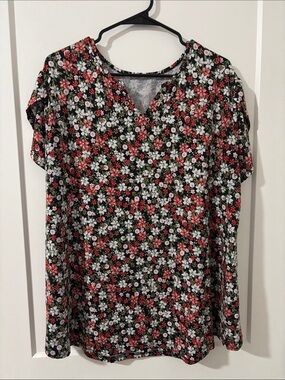 Amazon Women's Black Floral V-Neck Short Sleeve Blouse with Red & White Flowers